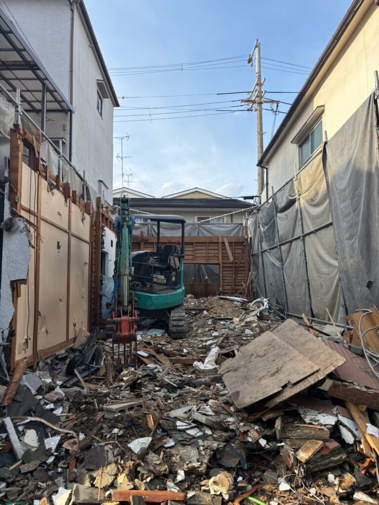 大東市諸福　木造2F解体工事